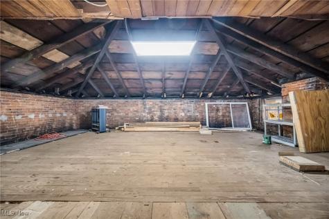 1386 Cranford Avenue Lakewood OH 44107