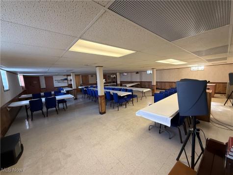 44 S Main Street Hubbard OH 44425