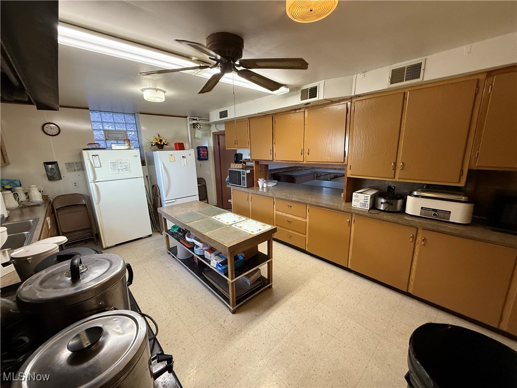 44 S Main Street Hubbard OH 44425