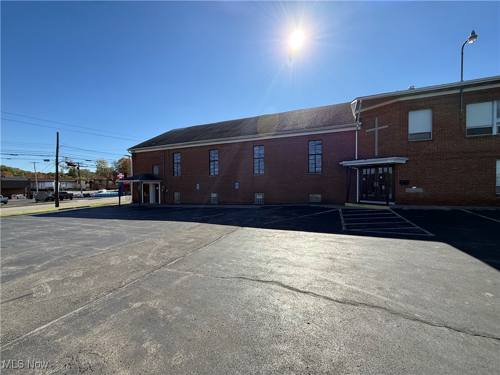 44 S Main Street Hubbard OH 44425