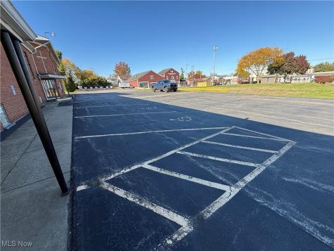 44 S Main Street Hubbard OH 44425