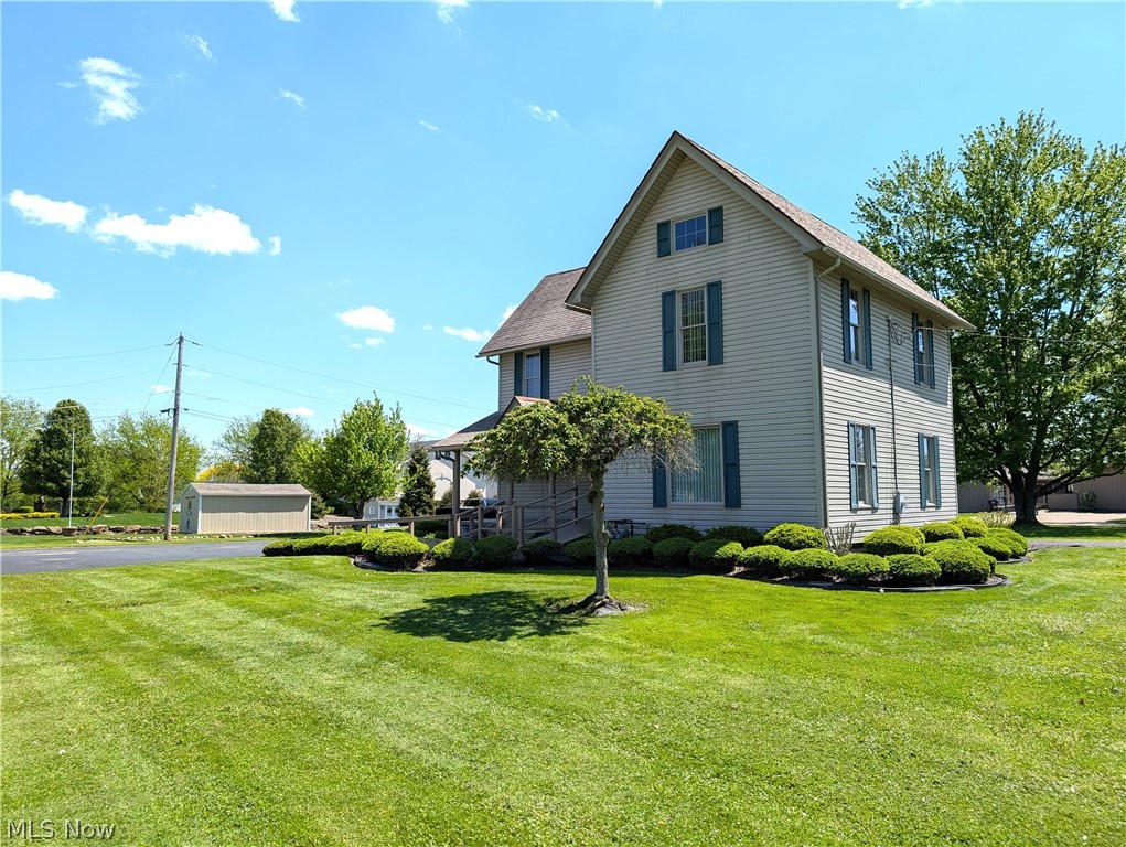 17991 Mahoning Avenue Lake Milton OH 44429