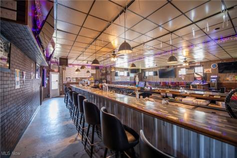 8390 S High Street Mineral City OH 44656