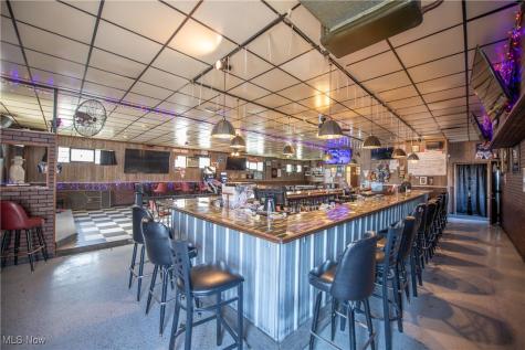 8390 S High Street Mineral City OH 44656