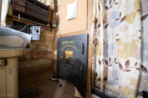 8390 S High Street Mineral City OH 44656