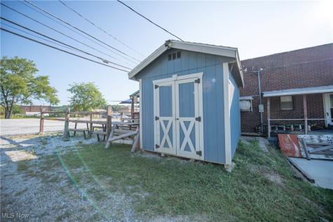 8390 S High Street Mineral City OH 44656