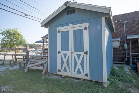 8390 S High Street Mineral City OH 44656