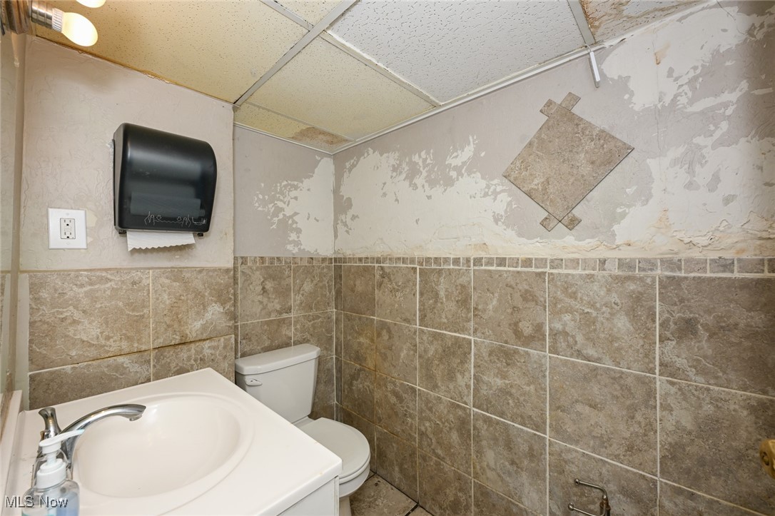 5384 Saint Clair Avenue Cleveland OH 44103