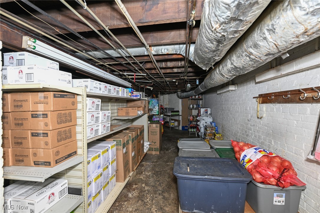 5384 Saint Clair Avenue Cleveland OH 44103