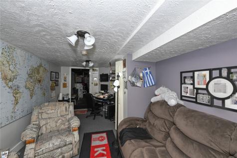 5384 Saint Clair Avenue Cleveland OH 44103