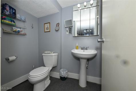 5384 Saint Clair Avenue Cleveland OH 44103