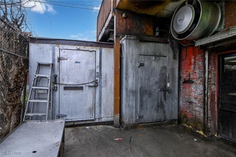 5384 Saint Clair Avenue Cleveland OH 44103