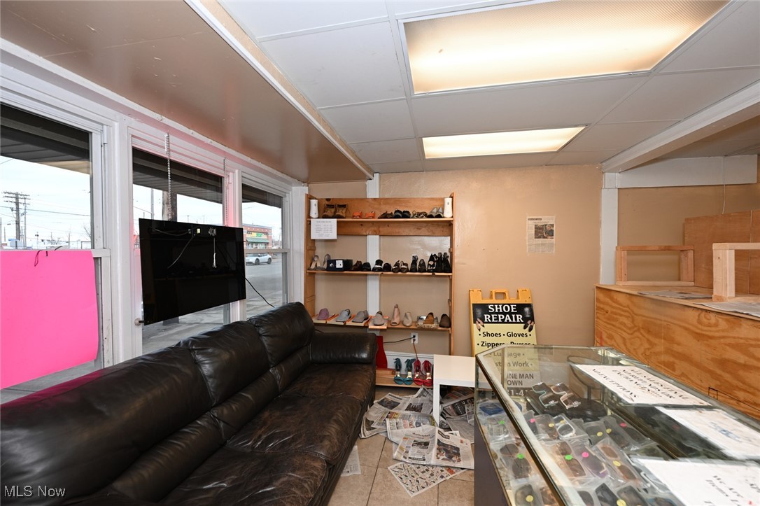 5384 Saint Clair Avenue Cleveland OH 44103