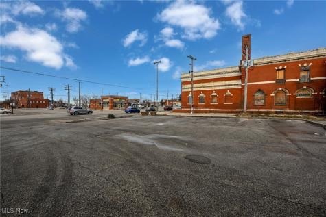 5384 Saint Clair Avenue Cleveland OH 44103