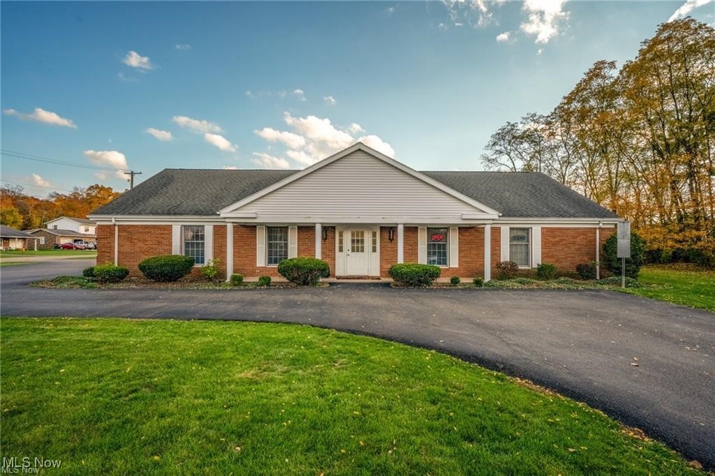 1420 W Main Street Alliance OH 44601