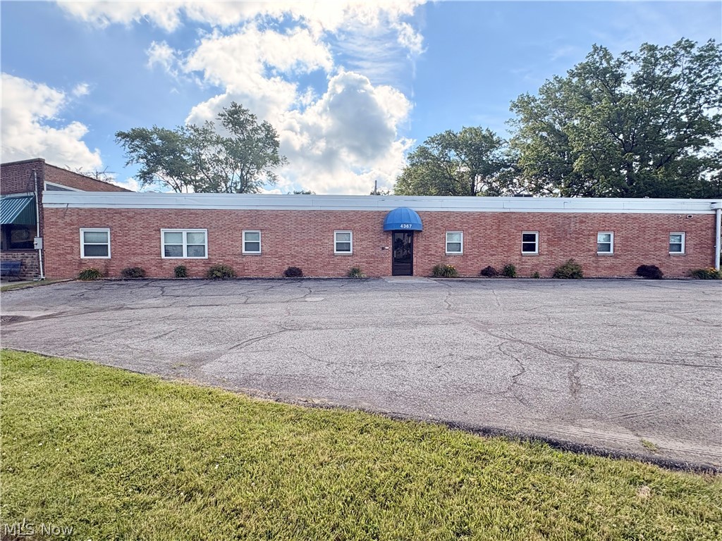 4367 Rocky River Drive Cleveland OH 44135