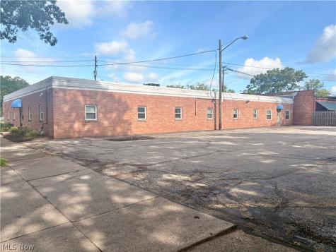 4367 Rocky River Drive Cleveland OH 44135