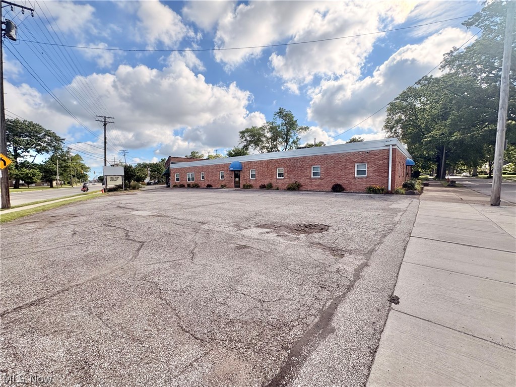 4367 Rocky River Drive Cleveland OH 44135
