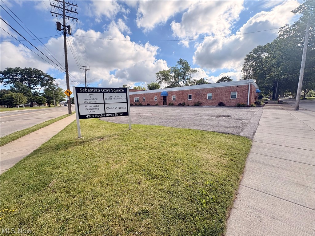 4367 Rocky River Drive Cleveland OH 44135