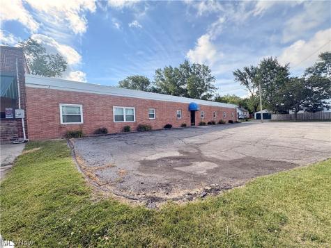 4367 Rocky River Drive Cleveland OH 44135