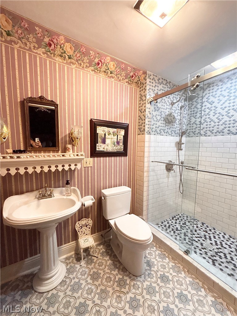 122 W 5th Street East Liverpool OH 43920