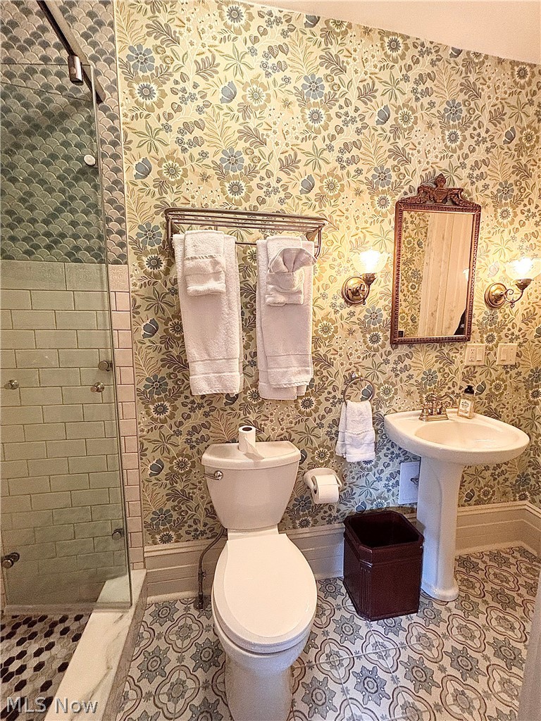 122 W 5th Street East Liverpool OH 43920