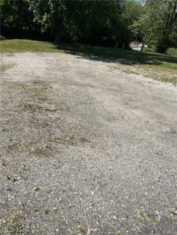 988 W Bowery Street Akron OH 44307