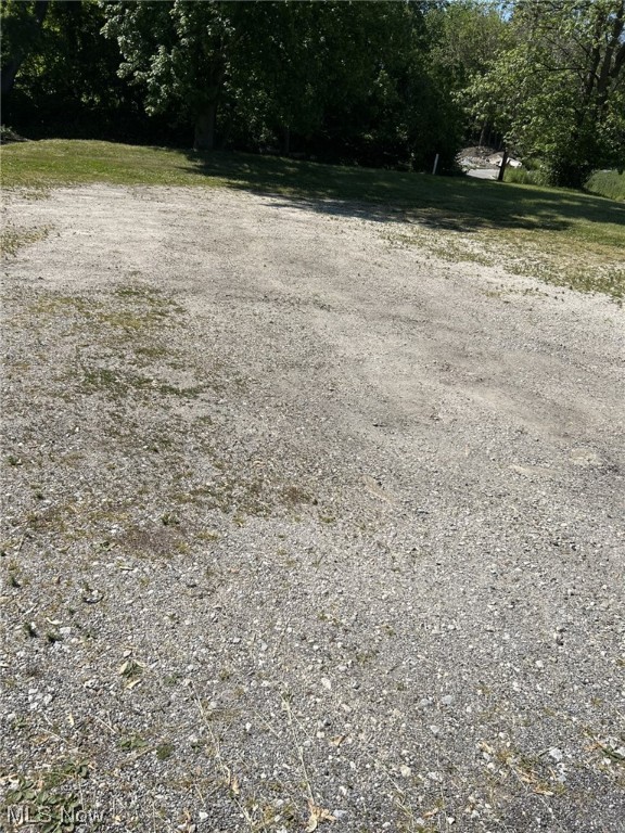 988 W Bowery Street Akron OH 44307