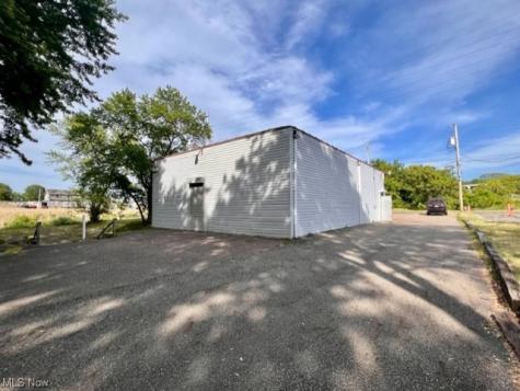 988 W Bowery Street Akron OH 44307