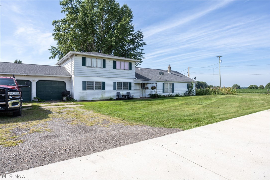 62 S Kurzen Road Dalton OH 44618