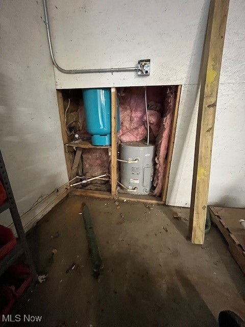 2065 Warren Avenue Akron OH 44320