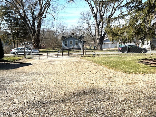 2065 Warren Avenue Akron OH 44320