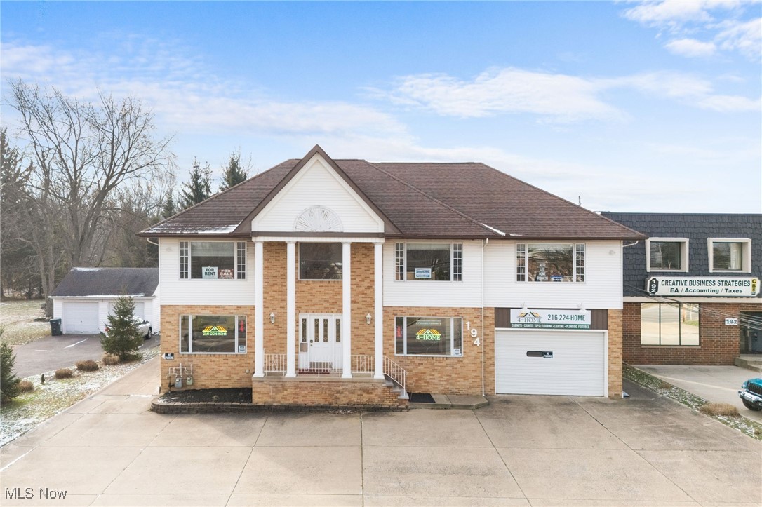 194 E Wallings Road Broadview Heights OH 44147