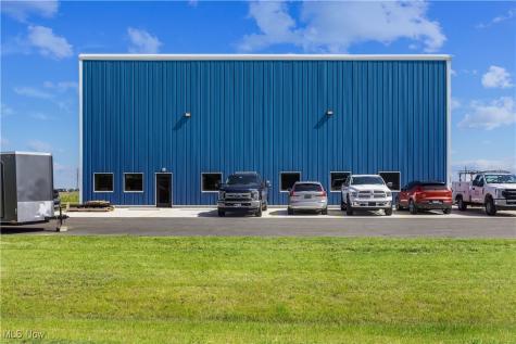 19 Fort Monroe Parkway Monroeville OH 44847