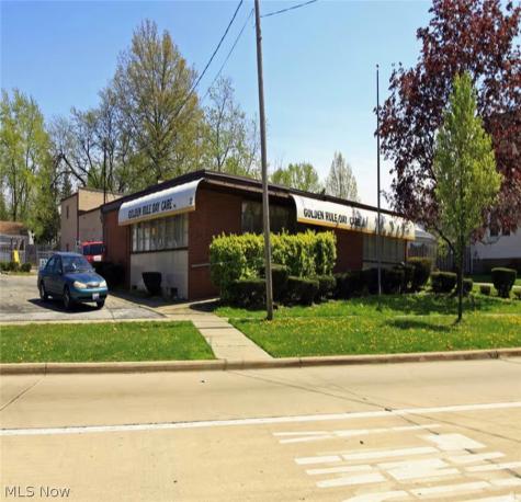5117 Lee Road Maple Heights OH 44137