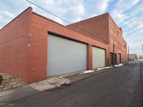 314 Cherry Avenue SE Canton OH 44702