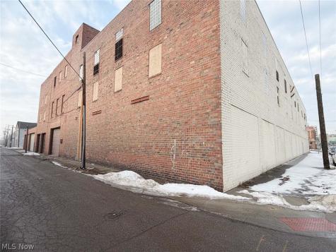 314 Cherry Avenue SE Canton OH 44702