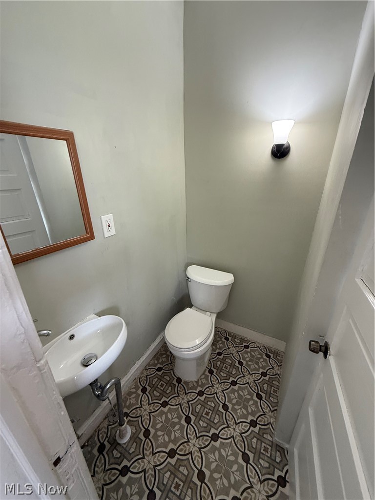 919 Ansel Road Cleveland OH 44103