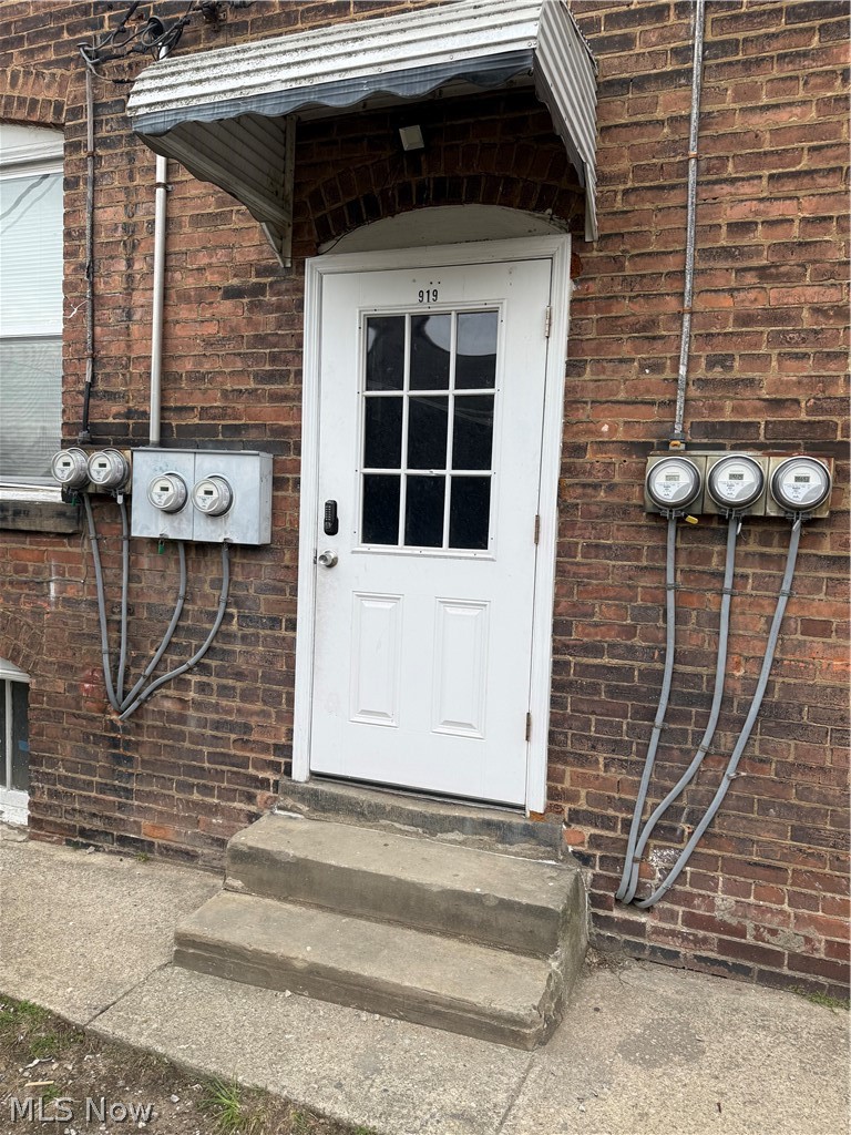 919 Ansel Road Cleveland OH 44103