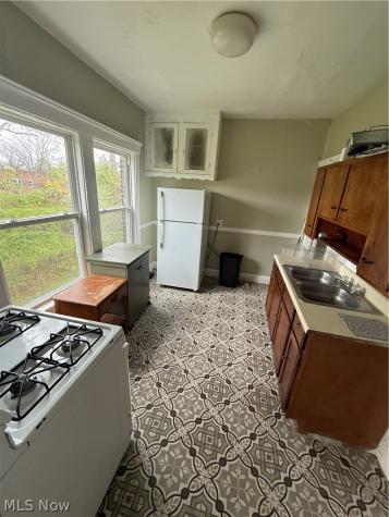 919 Ansel Road Cleveland OH 44103