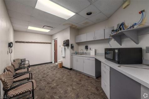 365 E 200th Street Euclid OH 44119