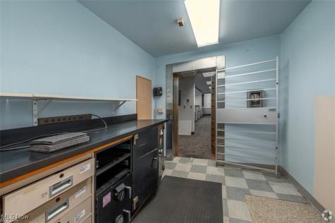 365 E 200th Street Euclid OH 44119