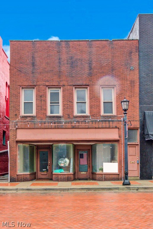 212 N Market Street Minerva OH 44657