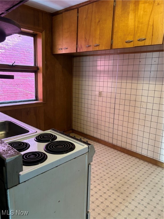 212 N Market Street Minerva OH 44657