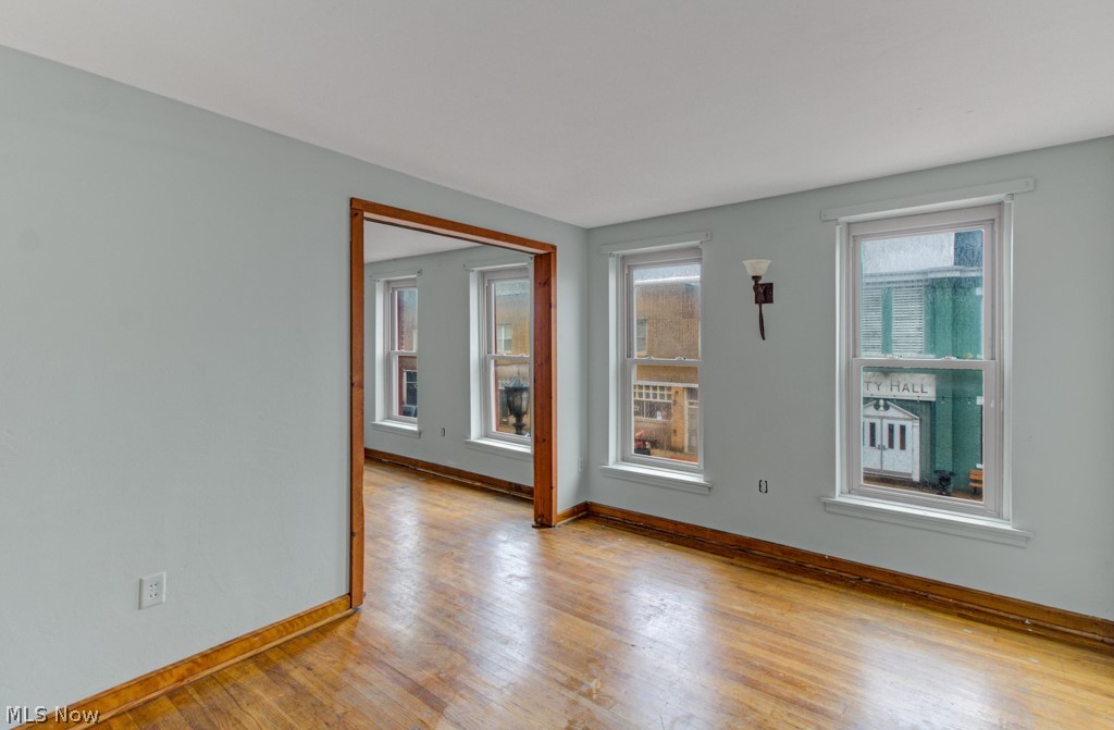 212 N Market Street Minerva OH 44657