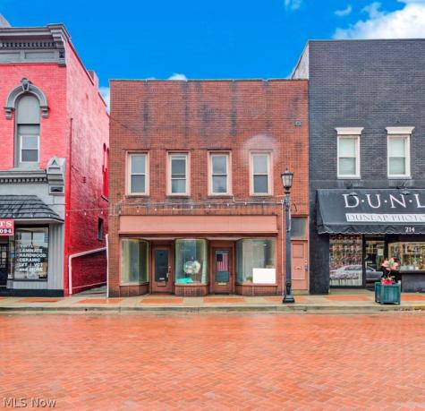 212 N Market Street Minerva OH 44657