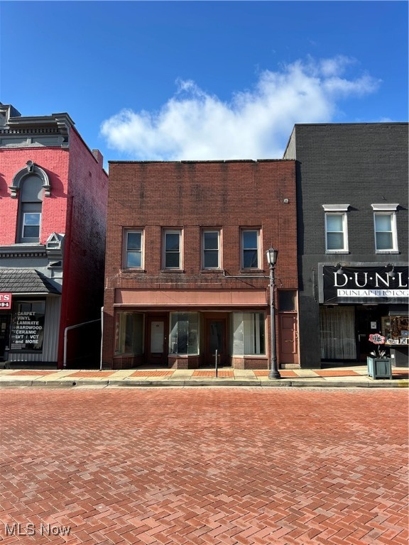 212 N Market Street Minerva OH 44657