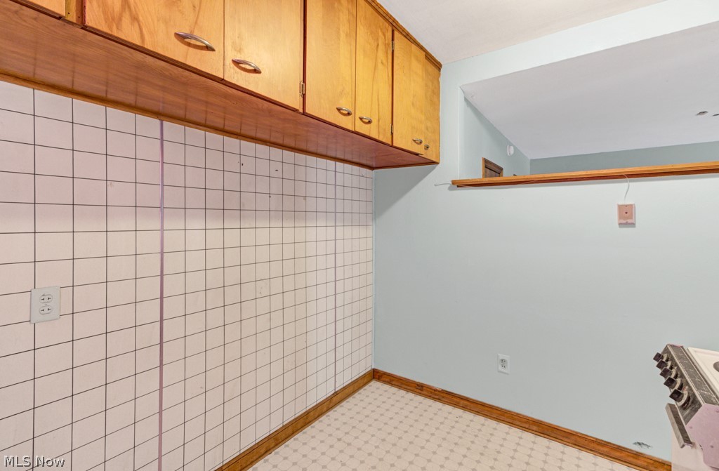 212 N Market Street Minerva OH 44657
