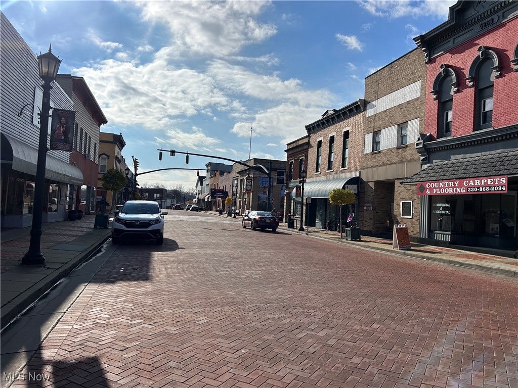 212 N Market Street Minerva OH 44657