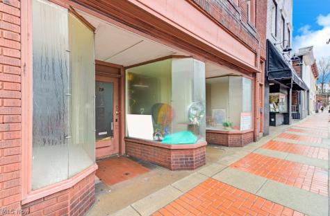 212 N Market Street Minerva OH 44657